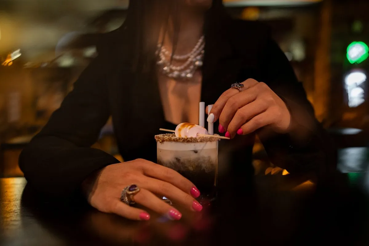 Alcohol and Date Safety: Limits, Drinks, Consent, and Getting Home