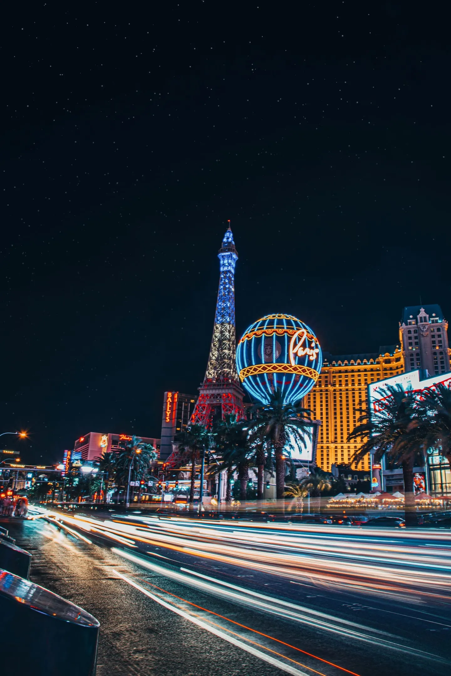 High Roller and the LINQ Promenade