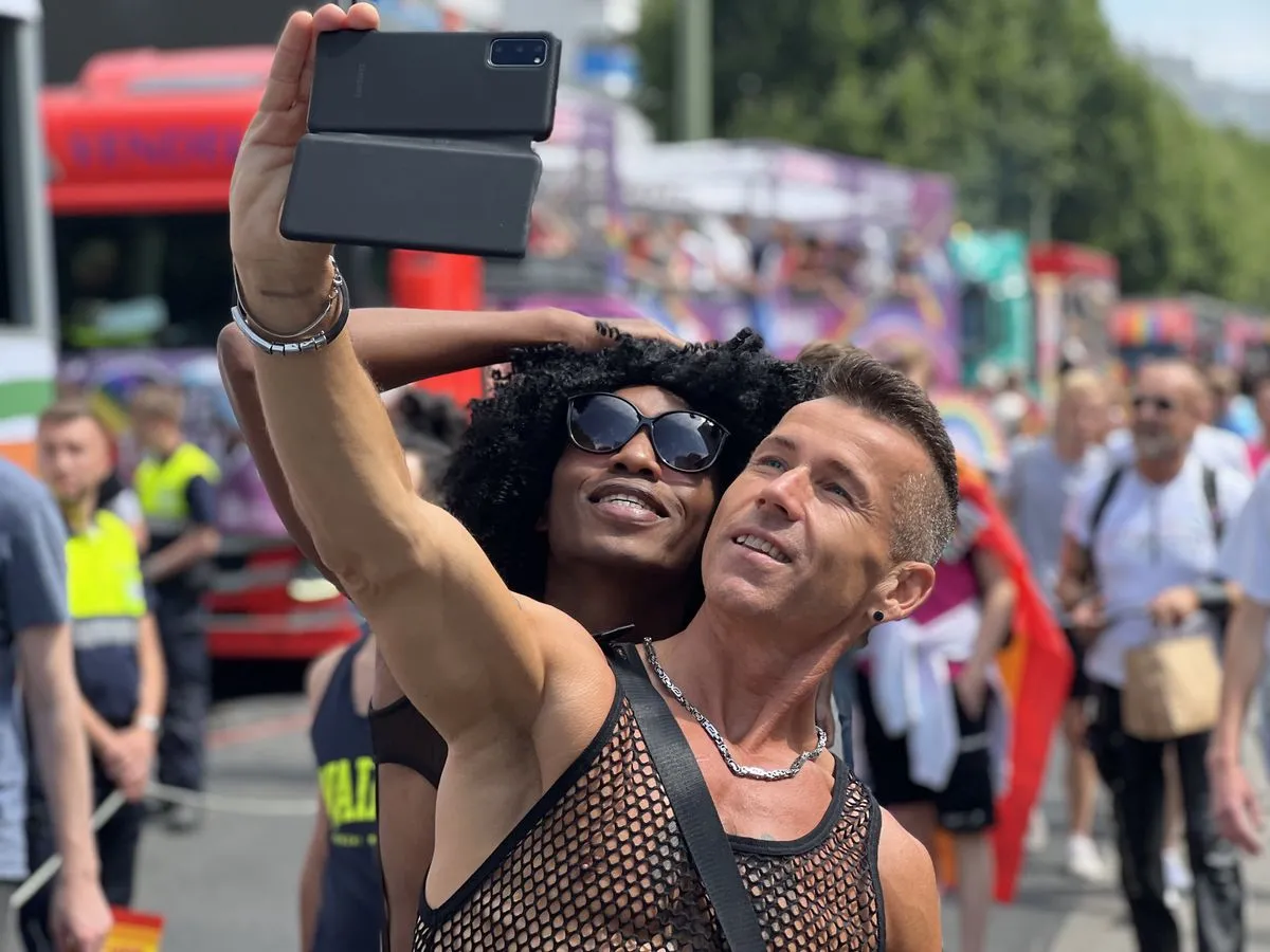 LGBTQIA+ Dating Safety While Traveling or Starting in a New City