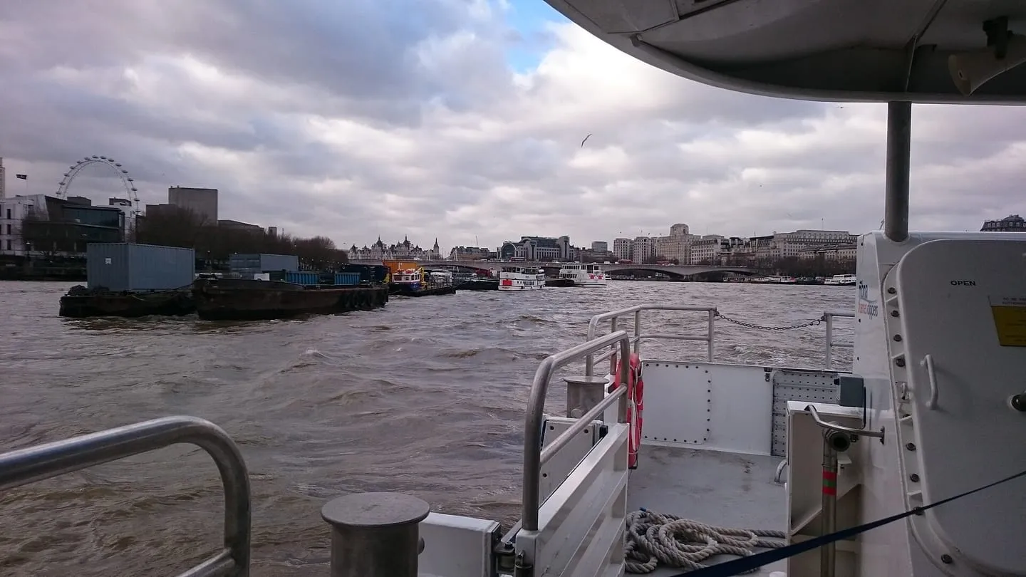Thames Path: Tower Bridge to the South Bank