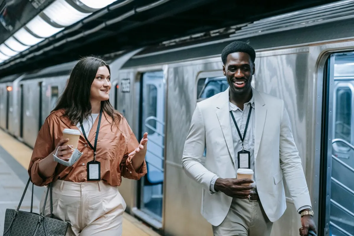 When Is It Safe to Move from a Dating App to a Messenger?