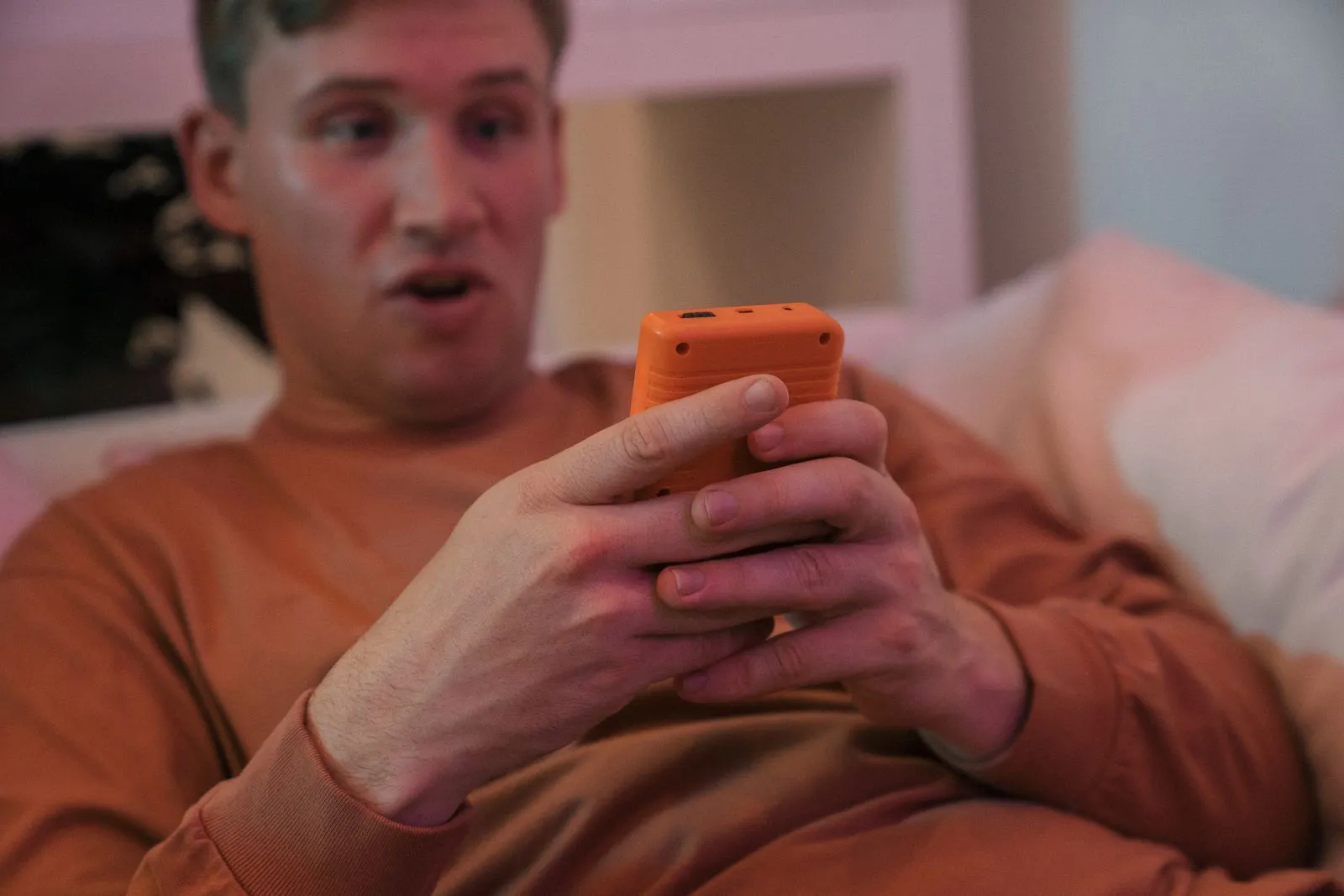 How to Respond to an Unwanted Intimate Photo